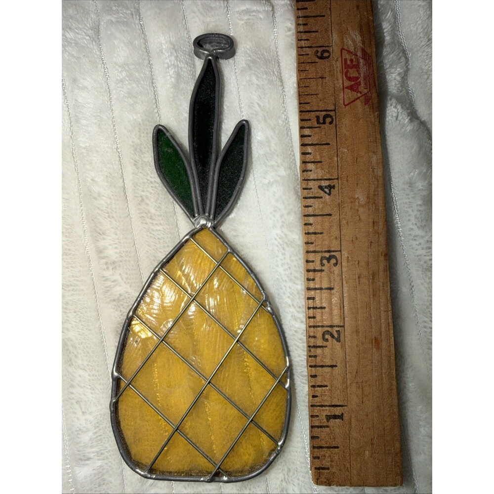 Vtg Pineapple Stained Glass Suncatcher Lattice Yellow & Green 6.5” Welcome
